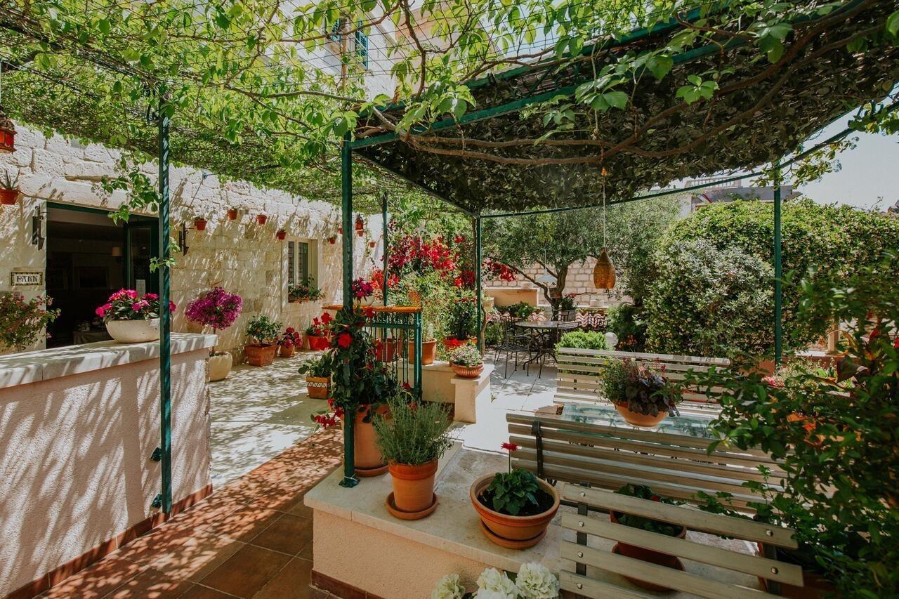 Park Hvar Хвар Экстерьер фото