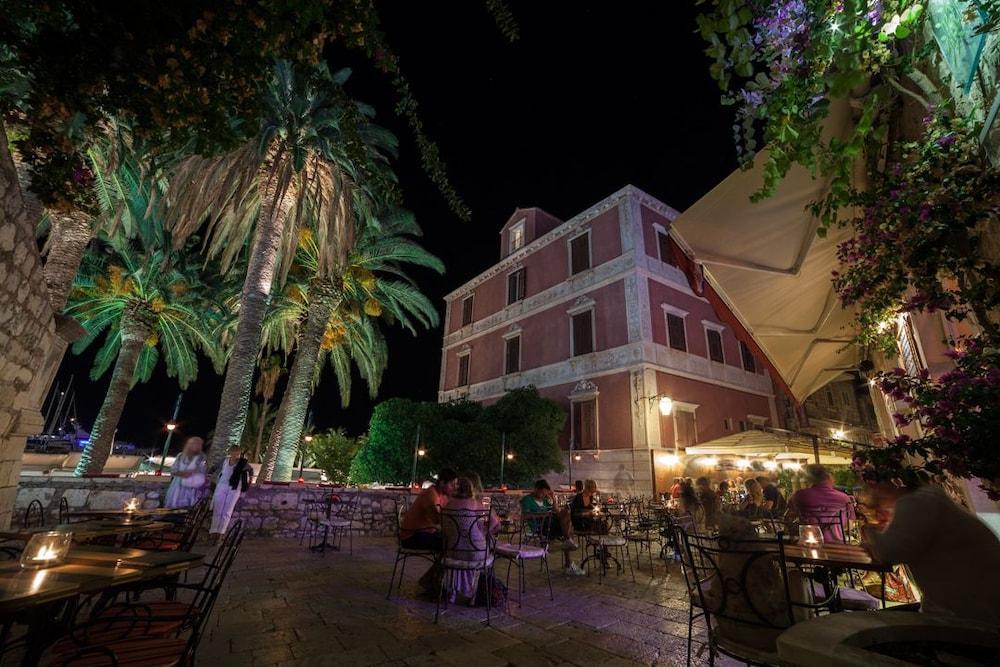 Park Hvar Хвар Экстерьер фото