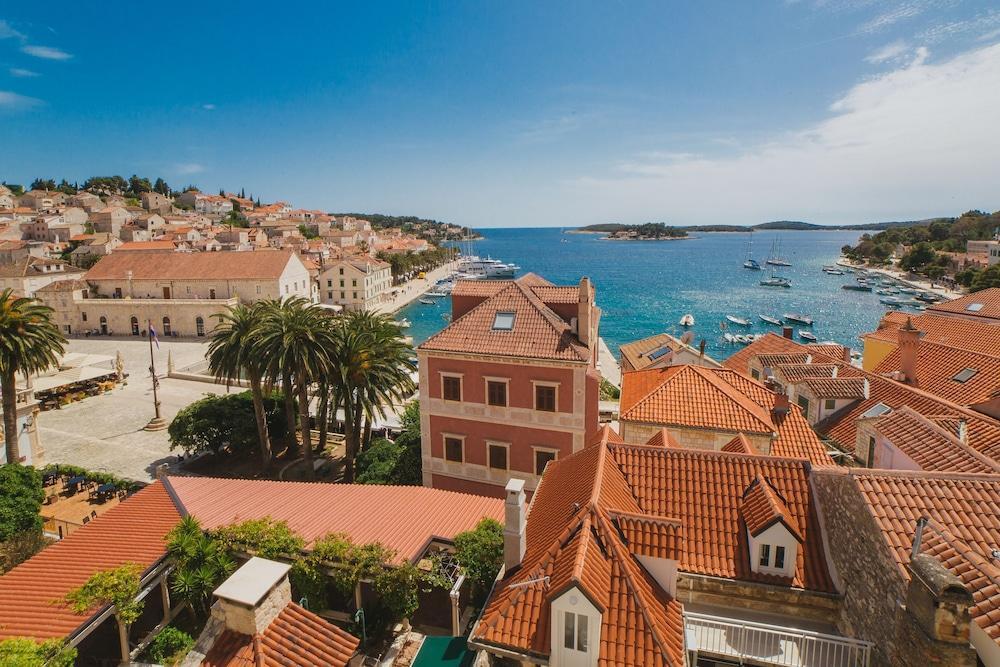 Park Hvar Хвар Экстерьер фото
